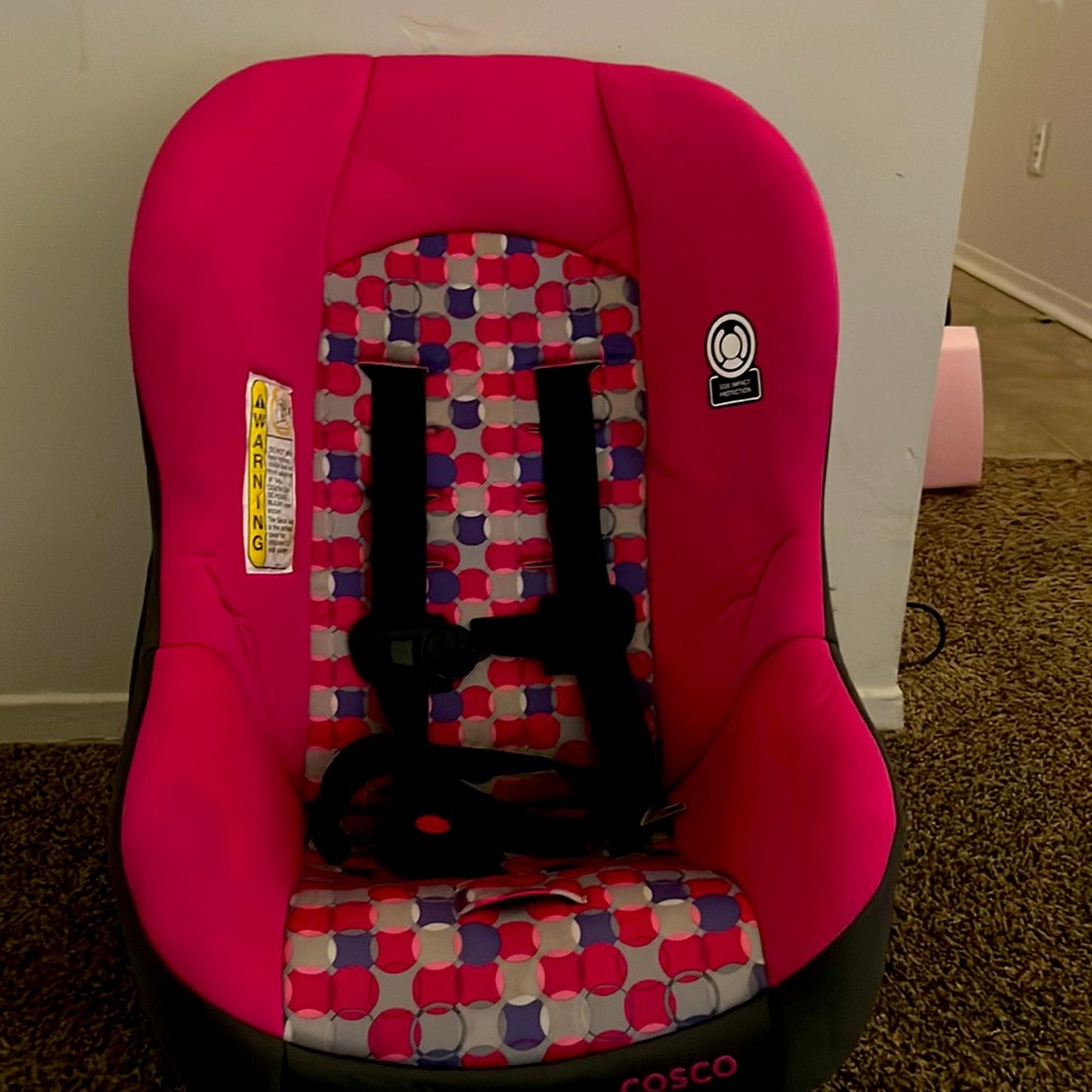 Cosco adjustable car seat